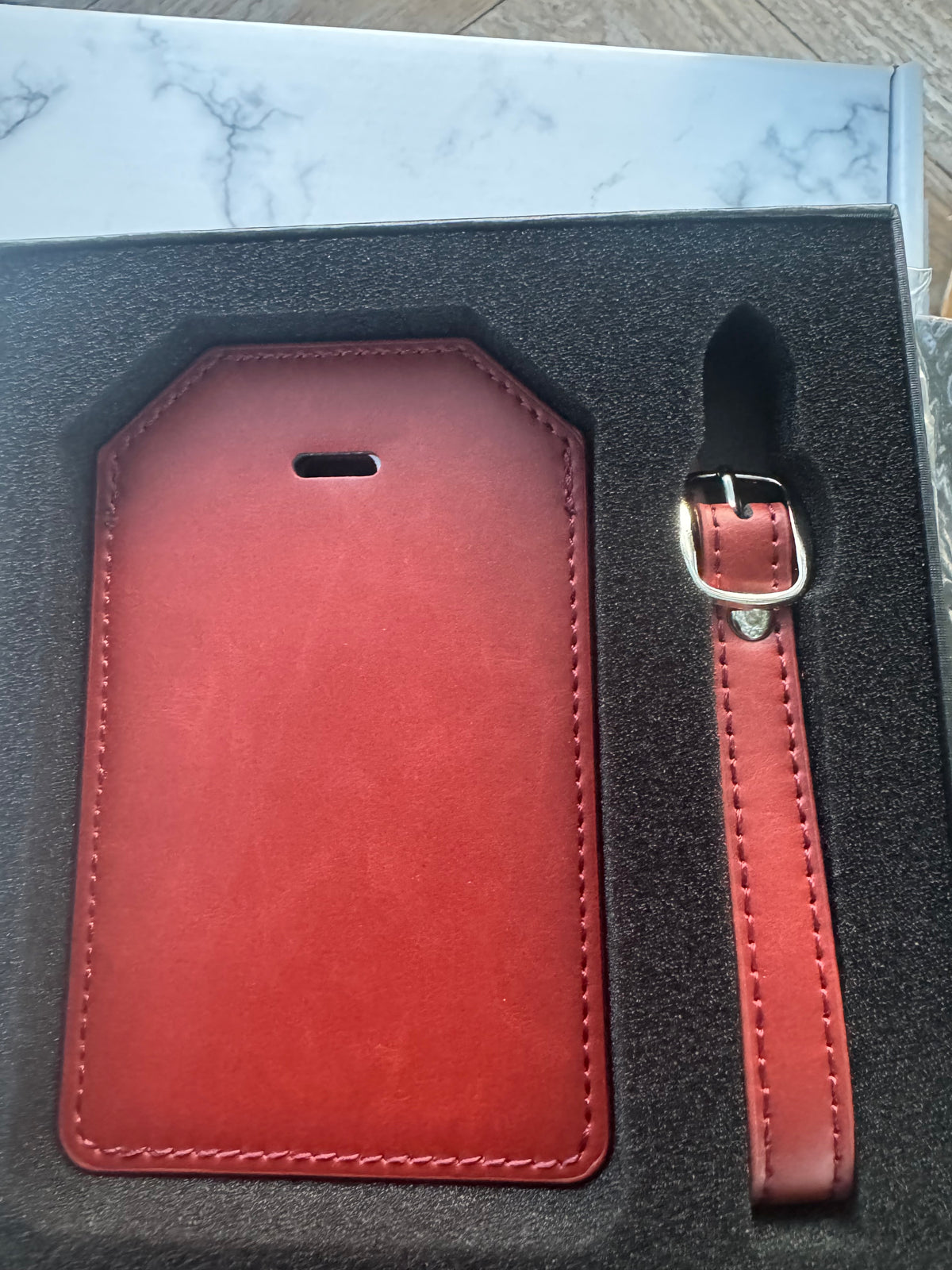 luggage tags